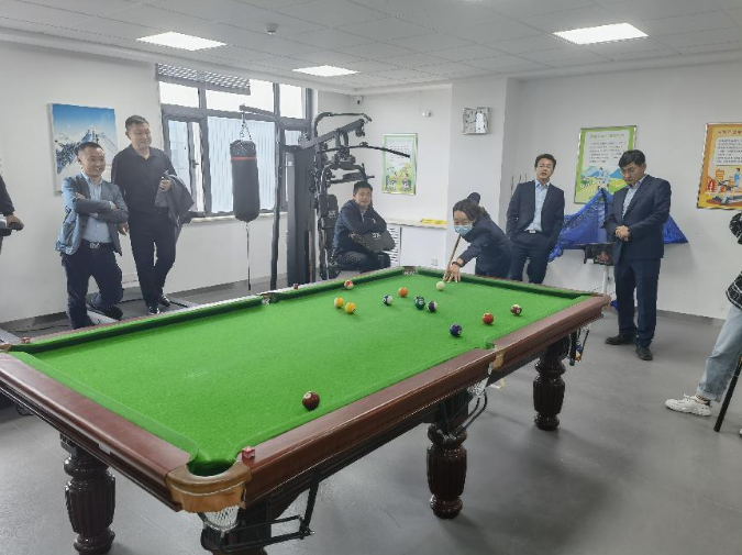 市產投集團團委舉辦“慶五一、迎五四”球類聯(lián)誼比賽(圖2)